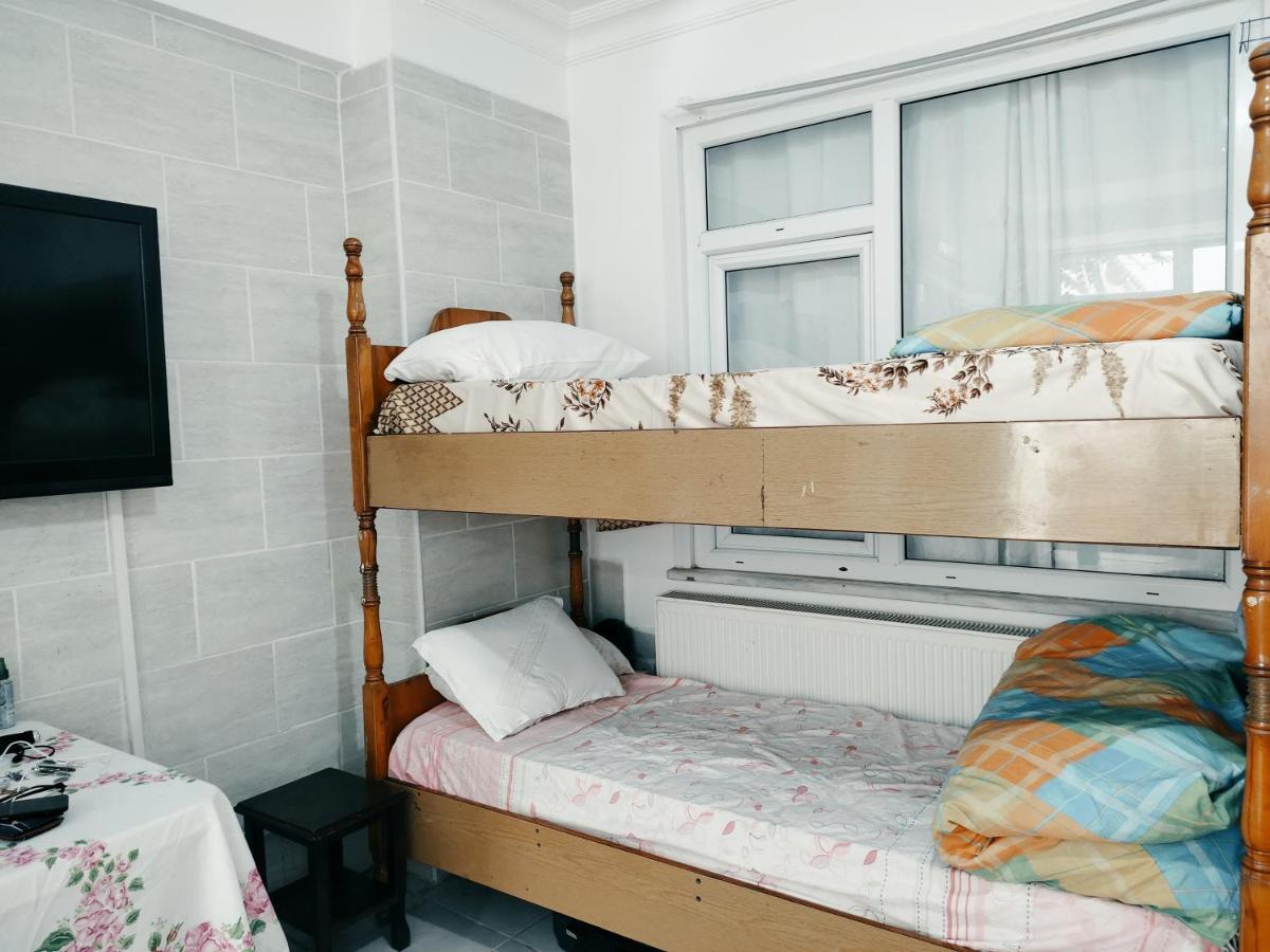 Twenty One House Hotel Istanbul Bagian luar foto